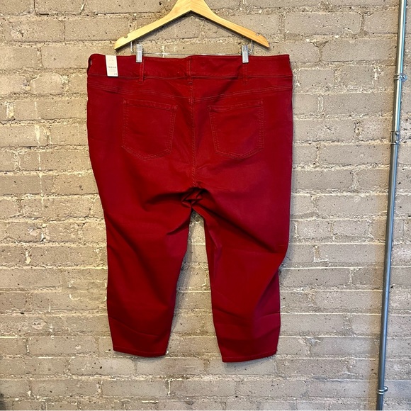 Torrid Crop Jegging - Super Stretch Summer Wine - Size 26 - Picture 4 of 7